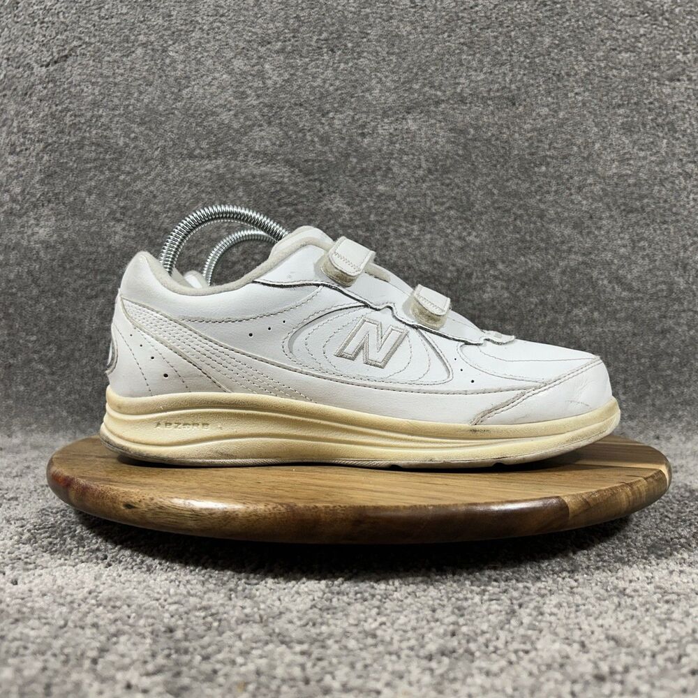 New Balance 577 WW577VW Women’s Size 8 White Leather Hook And Loop Shoes Used